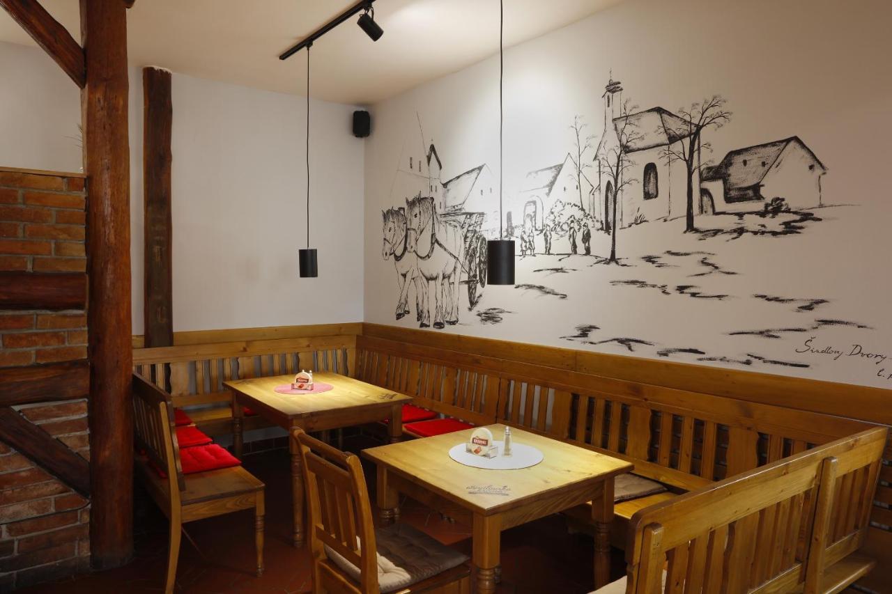 Sindlovska Krcma Hotel Ceske Budejovice Luaran gambar