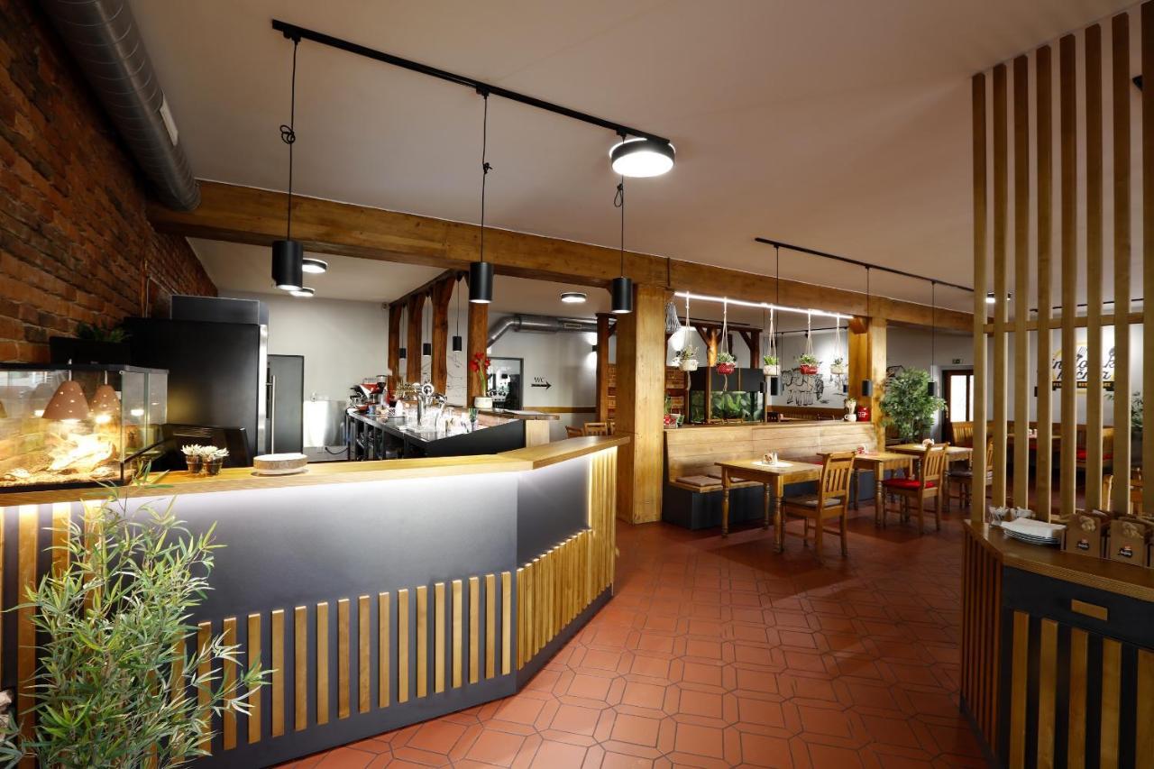 Sindlovska Krcma Hotel Ceske Budejovice Luaran gambar